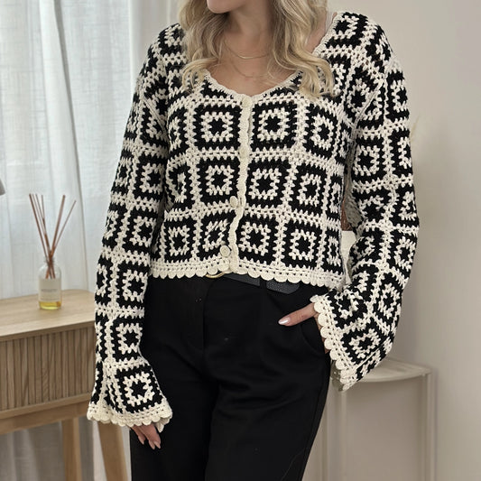 AVA-ISLA Häkel-Cardigan schwarz & blau
